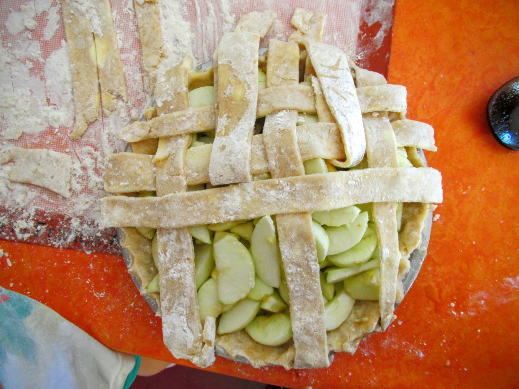 how to make a lattice top pie